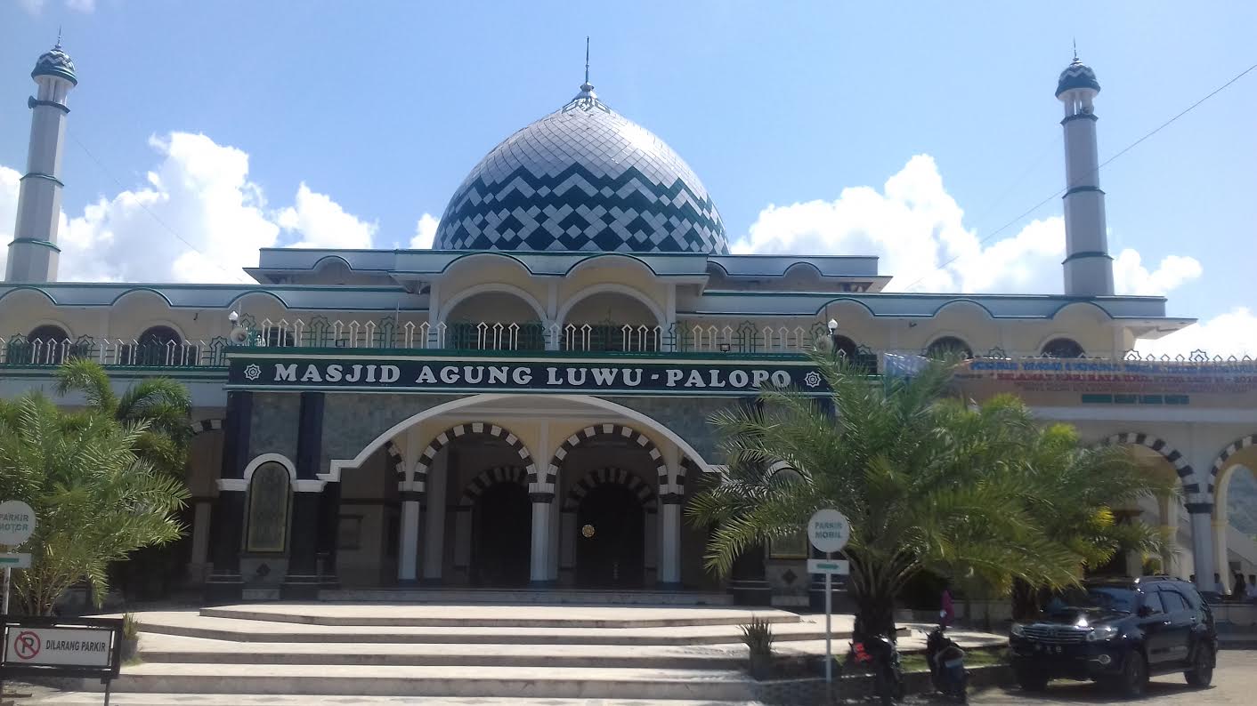masjid-agung-kota-palopo_20160704_195123.jpg