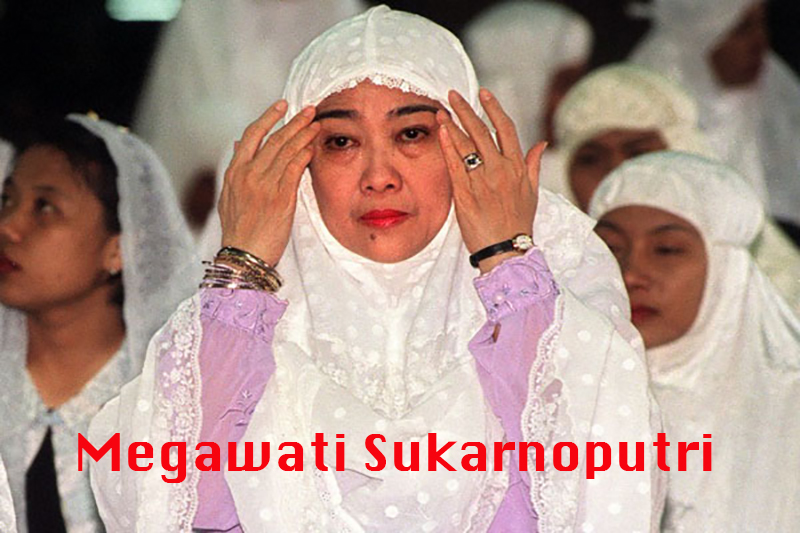 megawati-sukarnoputri-mukena_20171208_175145.jpg