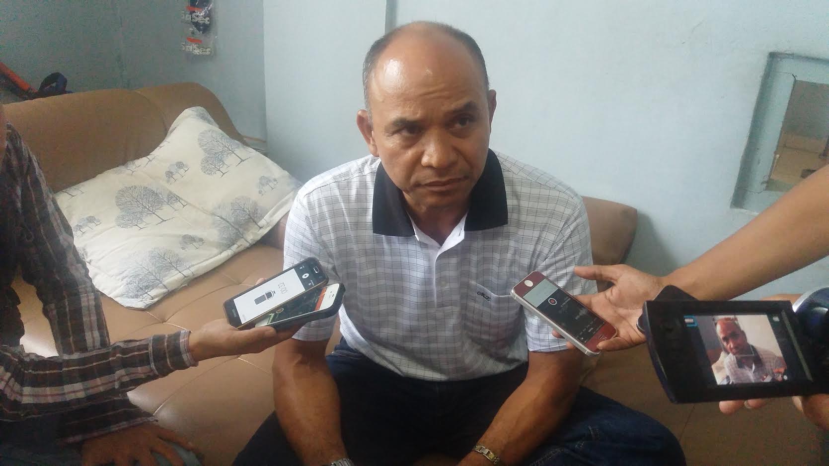 Tiga Pembunuh Kelas Kakap Kabur, Ini Kata Kalapas Klas I Makassar - memberikan-keterangan-kepada-pers-terkait-tiga-narapidana_20170507_232128.jpg