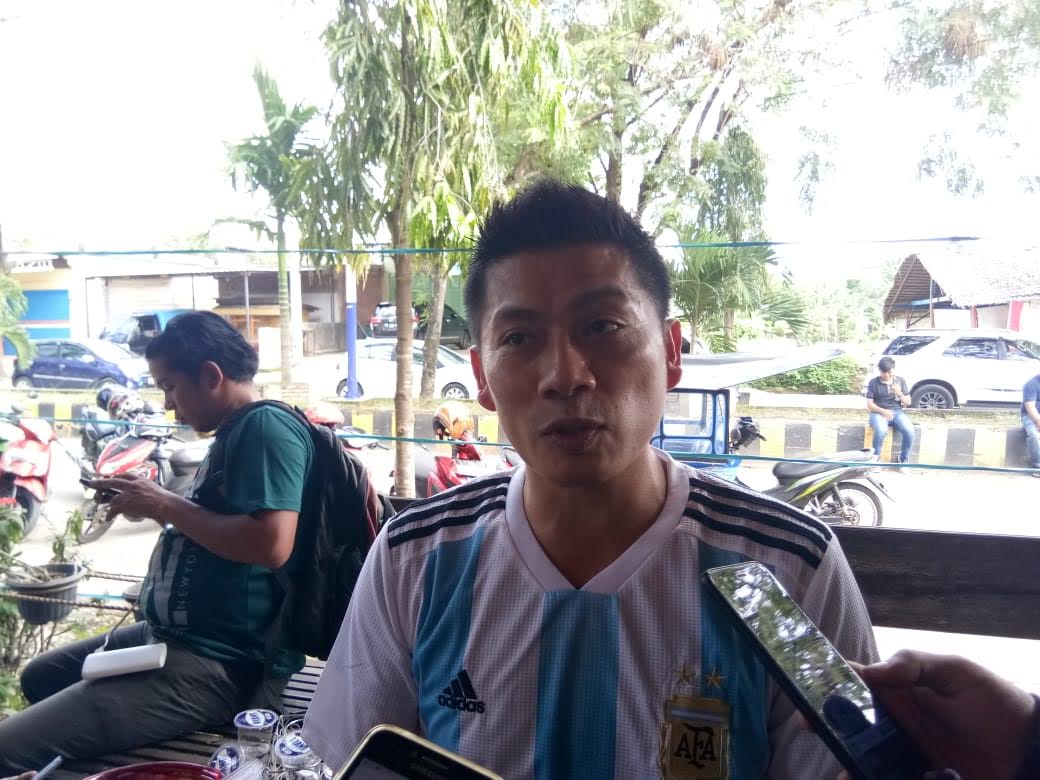 muhammad-asri-anas-mengenakan-jersey-argentina_20180704_164625.jpg