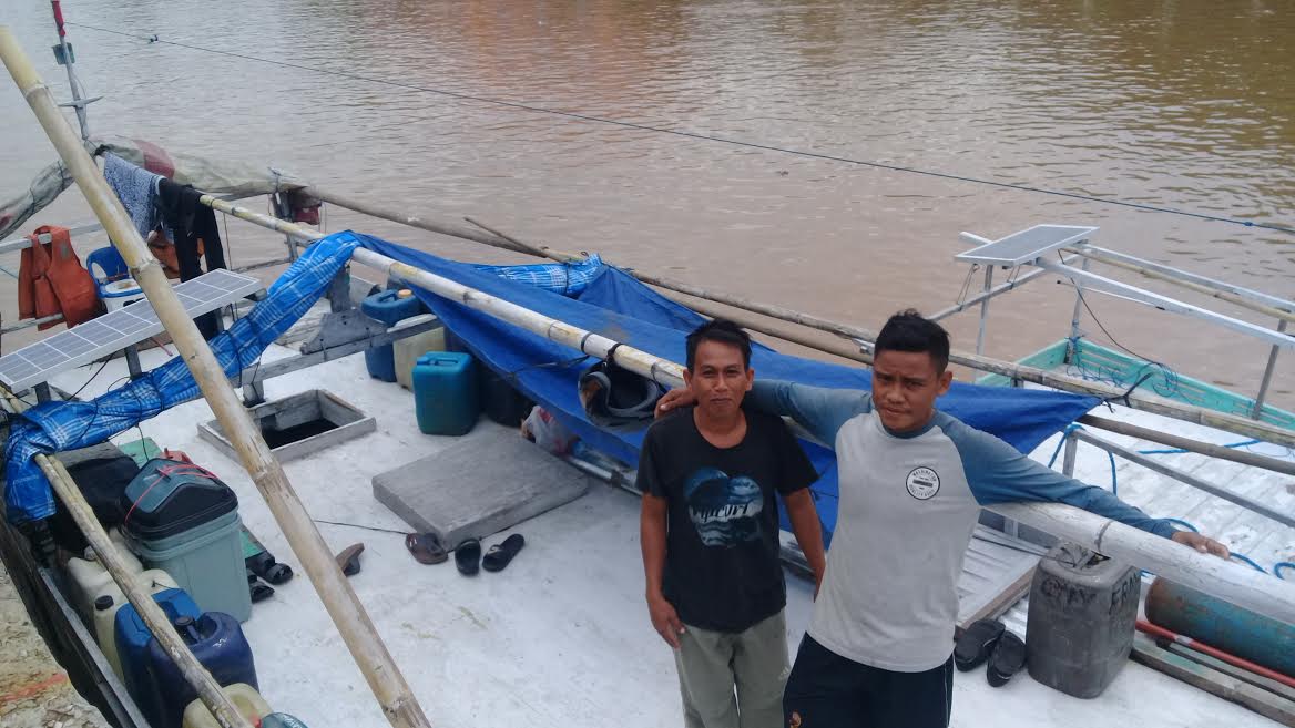 Sudah Dua Pekan Kapal Nelayan Sapuka Tangayya Pangkep Tertahan, Butuh Makanan