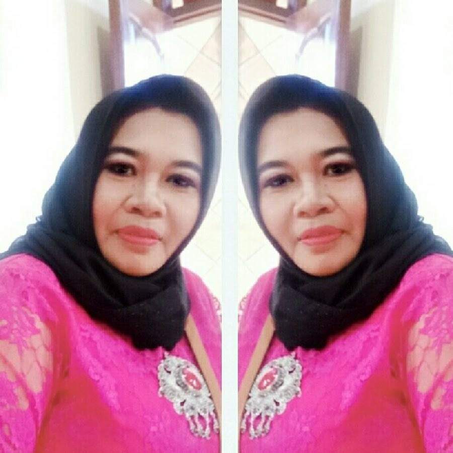 Tungi sharmandalik pornosini tomosha qiling