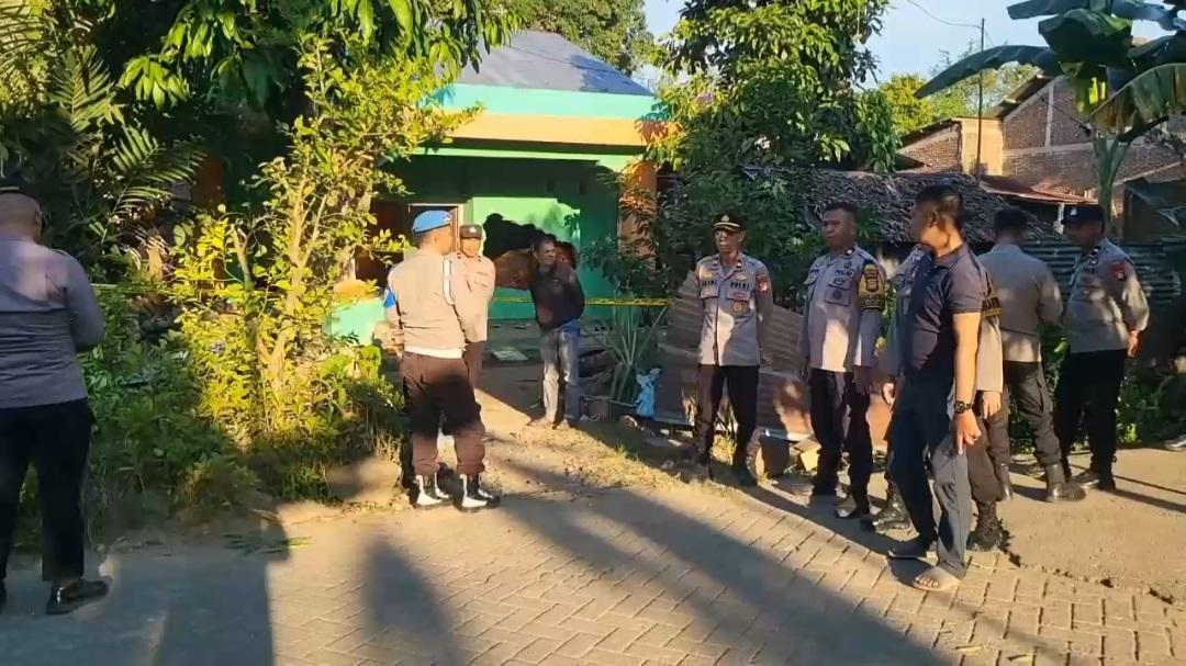 olah-tkp-pembunuhan-di-bajeng2.jpg