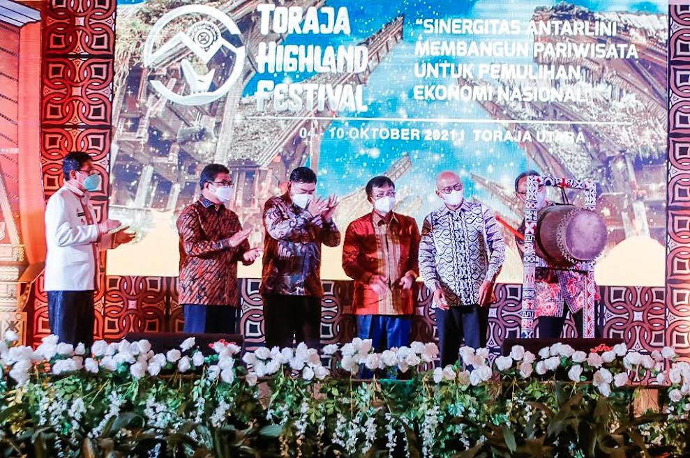 opening-ceremony-toraja-highland-festival-di-hotel-misliana-toraja-utara.jpg