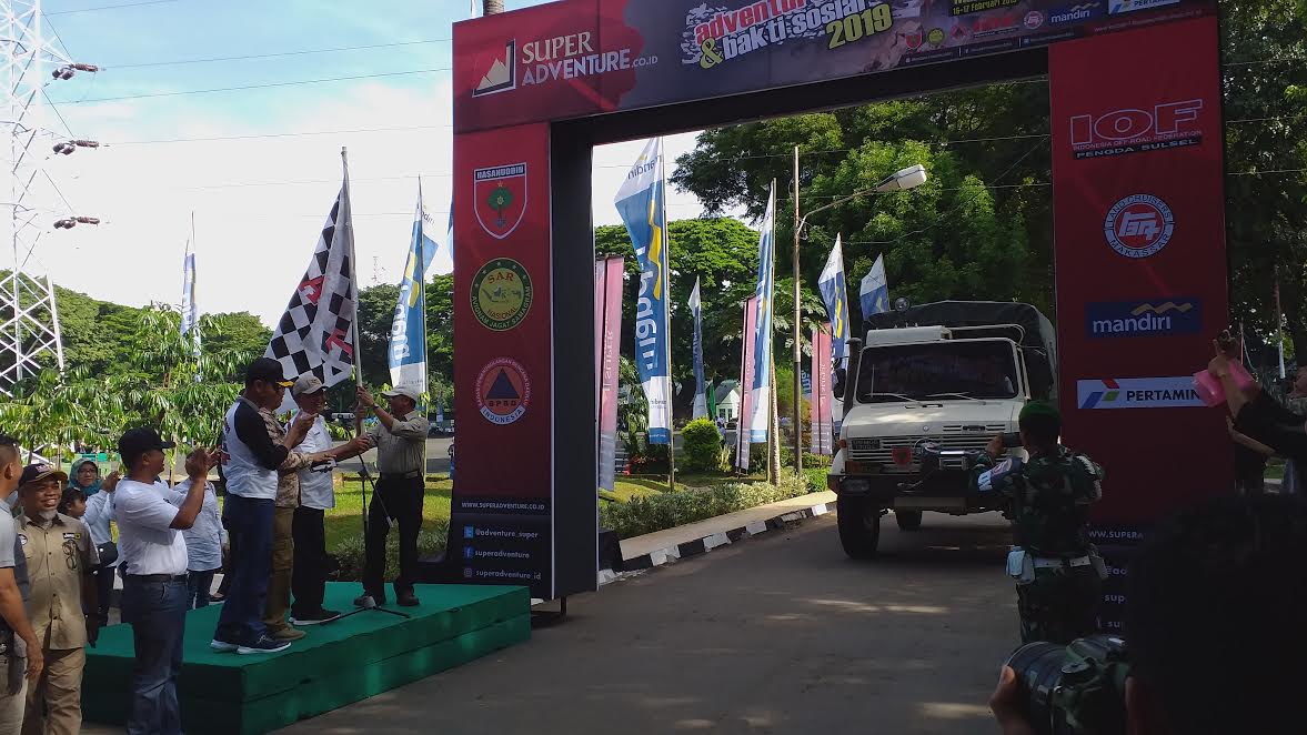 Pangdam Hasanuddin Lepas 92 Peserta Off Road Adventur di Makodam