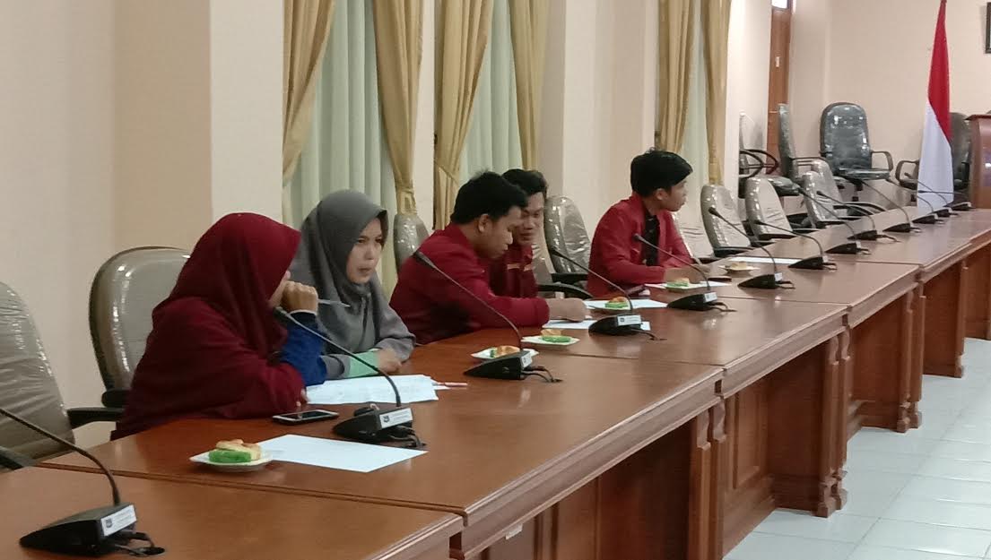 Tolak Kenaikan Iuran BPJS, PC IMM Enrekang Sambangi DPRD