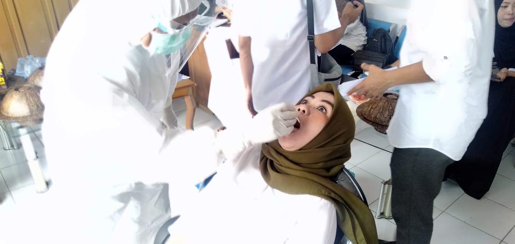 Tembus 1.337 Orang Positif Covid-19 di Sinjai, Diskominfo Tes Swab Seluruh Pegawainya