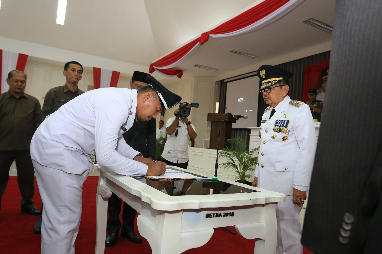 Rus eshak yalash porno