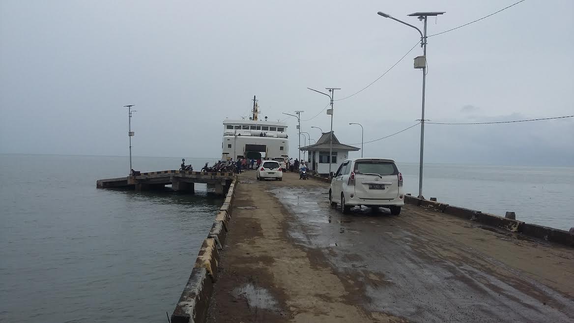 Penyeberangan di Pelabuhan Bangsalae Siwa Sudah Layani Penumpang, Tapi Ada Syaratnya
