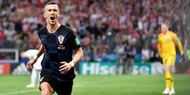 pemain-sayap-kroasia-ivan-perisic-merayakan-gol-yang-dicetaknya-ke-gawang-inggris_20180712_063321.jpg