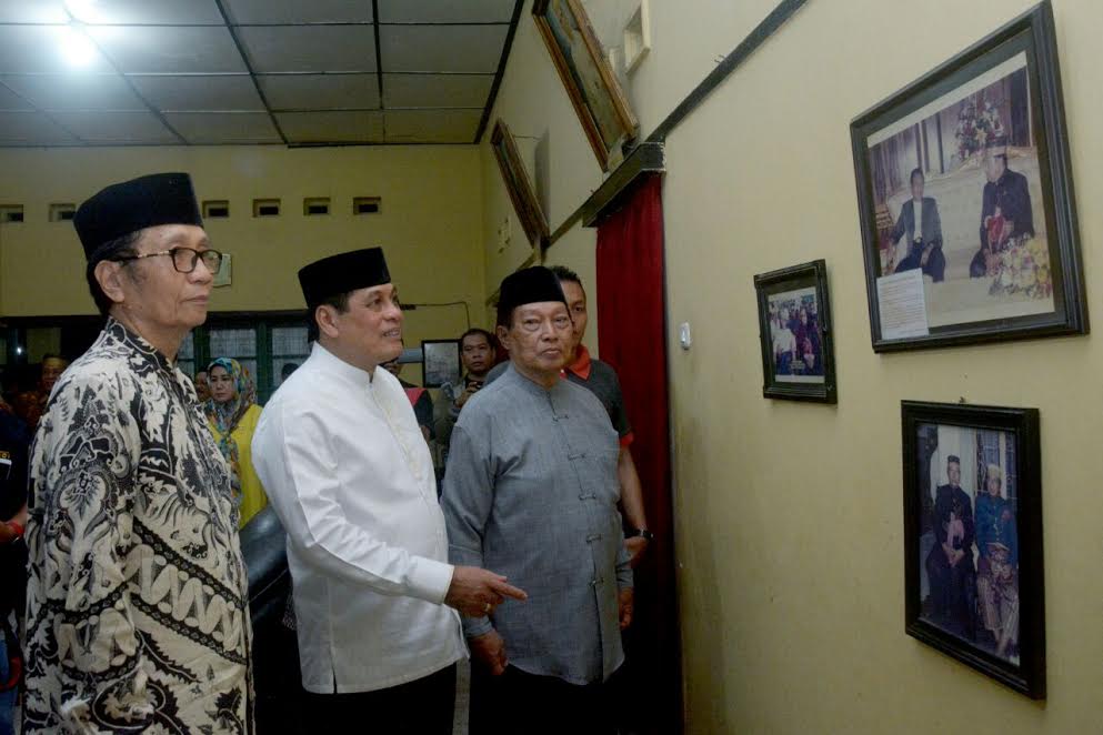 Gegara Program Membangun di Kampung, Eks Plt Bupati Gowa Doakan NH-Aziz Menang di Pilgub