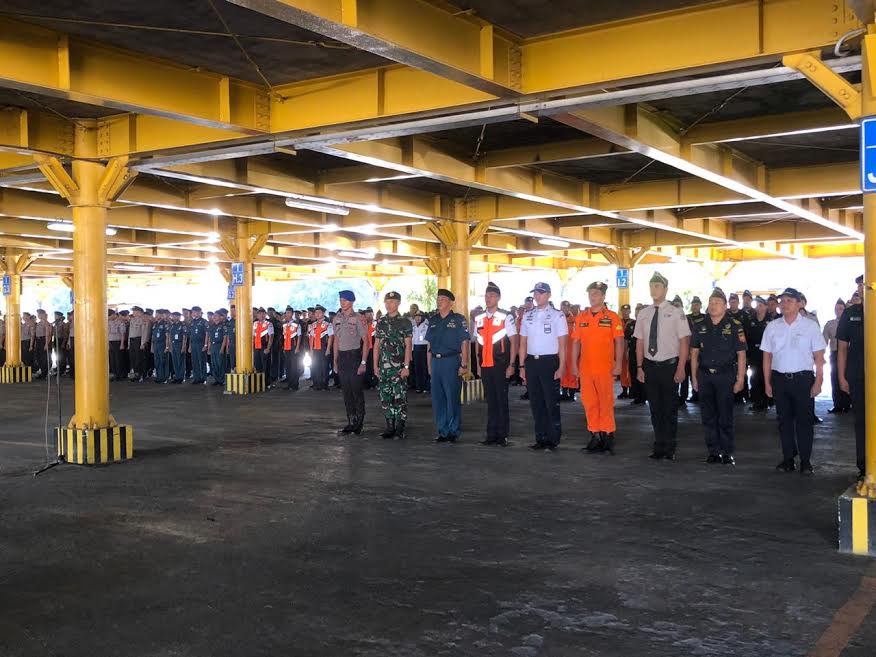 Begini Kesiapan Posko Angkutan Laut Lebaran Tahun 2019 di Pelabuhan Makassar - pembukaan-posko-pos-koordinasi-angkutan-laut-lebaran1.jpg