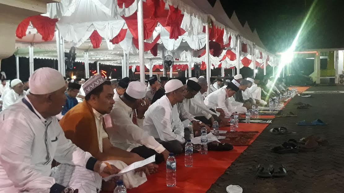 pemkab-bone-melaksanakan-zikir-dan-tablig.jpg
