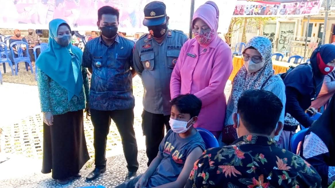 pemkab-wajo-terus-menggenjot-pelaksanaan-vaksinasi-meski-telah-melampaui-target-70-persen.jpg