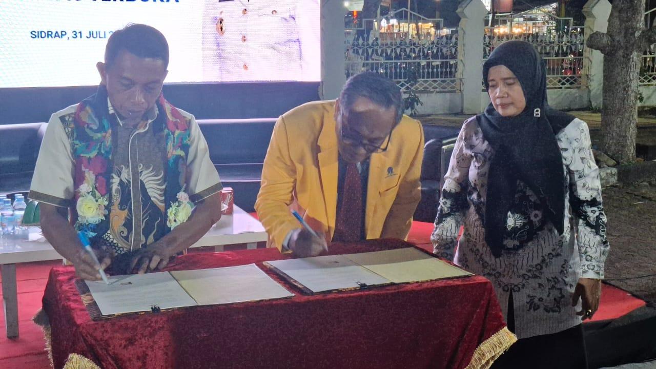 UT Makassar dan Pemkab Sidrap Sepakat Dorong Pendidikan Guru Lewat Program RPL - penandatanganan-MoU-1.jpg