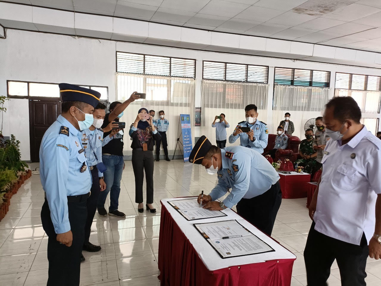 penandatanganan-mou-antara-lapas-kelas-ii-a-palopo-dan-bnn-palopo.jpg