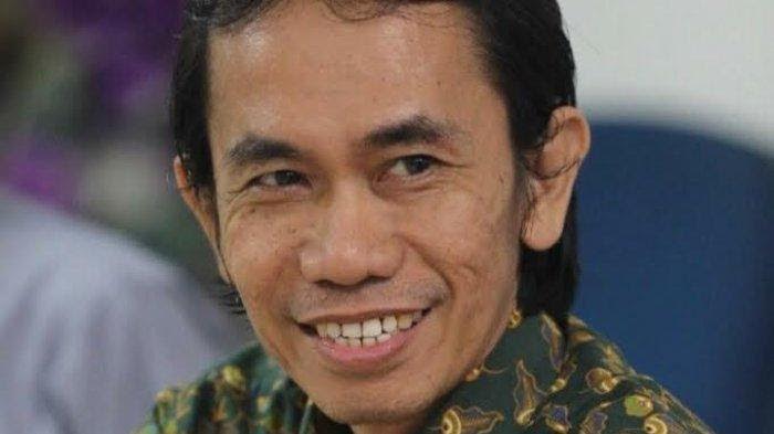 pengamat-politik-unismuh-makassar-arqam-azikin-berharap-pilkada-luwu-utara-ditunda.jpg