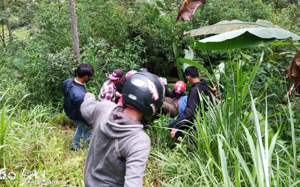 pengendara-asal-palopo-meninggal-dunia-di-tana-toraja-akibat-terjun-kedalam-jurang.jpg