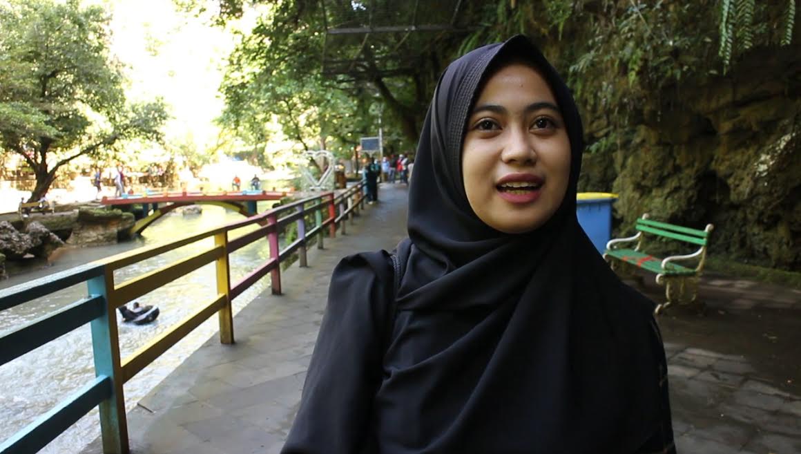 Ini Alasan Gadis Cantik Asal Pinrang Memilih Liburan ke Wisata Alam Bantimurung