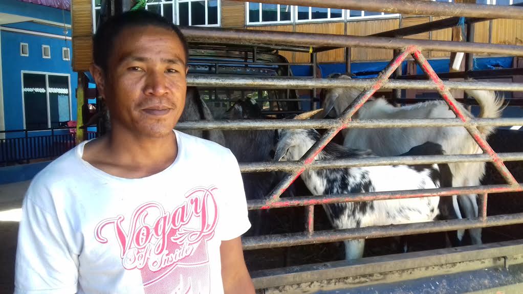 penjual-kambing_20160906_172320.jpg