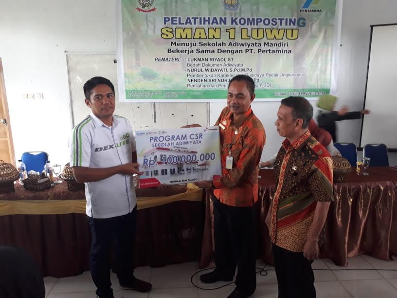 Rintis Sekolah Adiwiyata Mandiri di Luwu, Pertamina Salurkan Rp 100 Juta