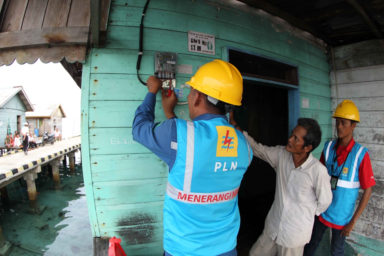 PLN Jamin Pasokan Listrik ke Rumah Warga Selama Ramadan