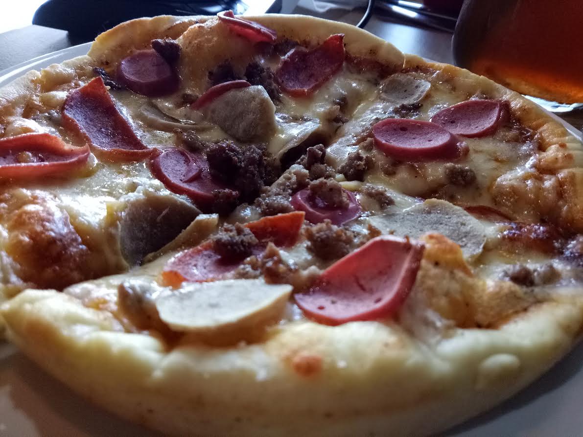 Lezatnya Olahan Pizza Le Moon Kafe, Harga Mulai Rp 28 Ribu