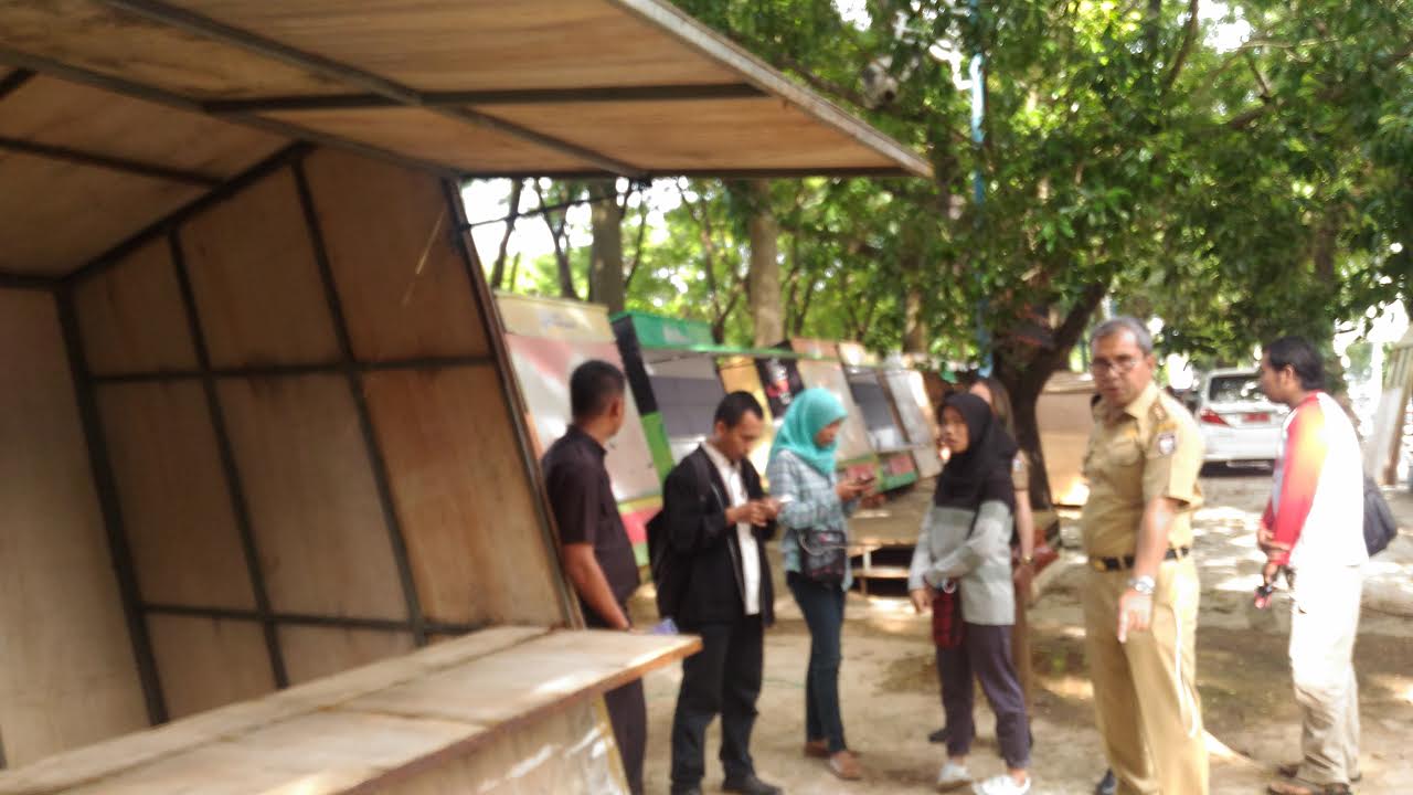 Kebut Pengerjaan PKL Center Karebosi, Dinas PU Janji Selesai Oktober 2017