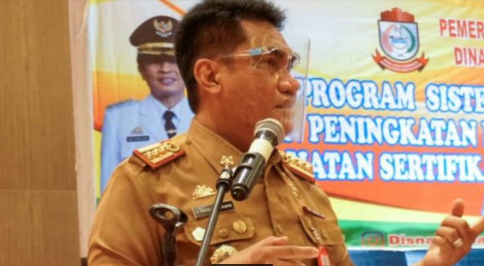 plt-kadis-pendidikan-makassar-irwan-bangsawan-141012020.jpg
