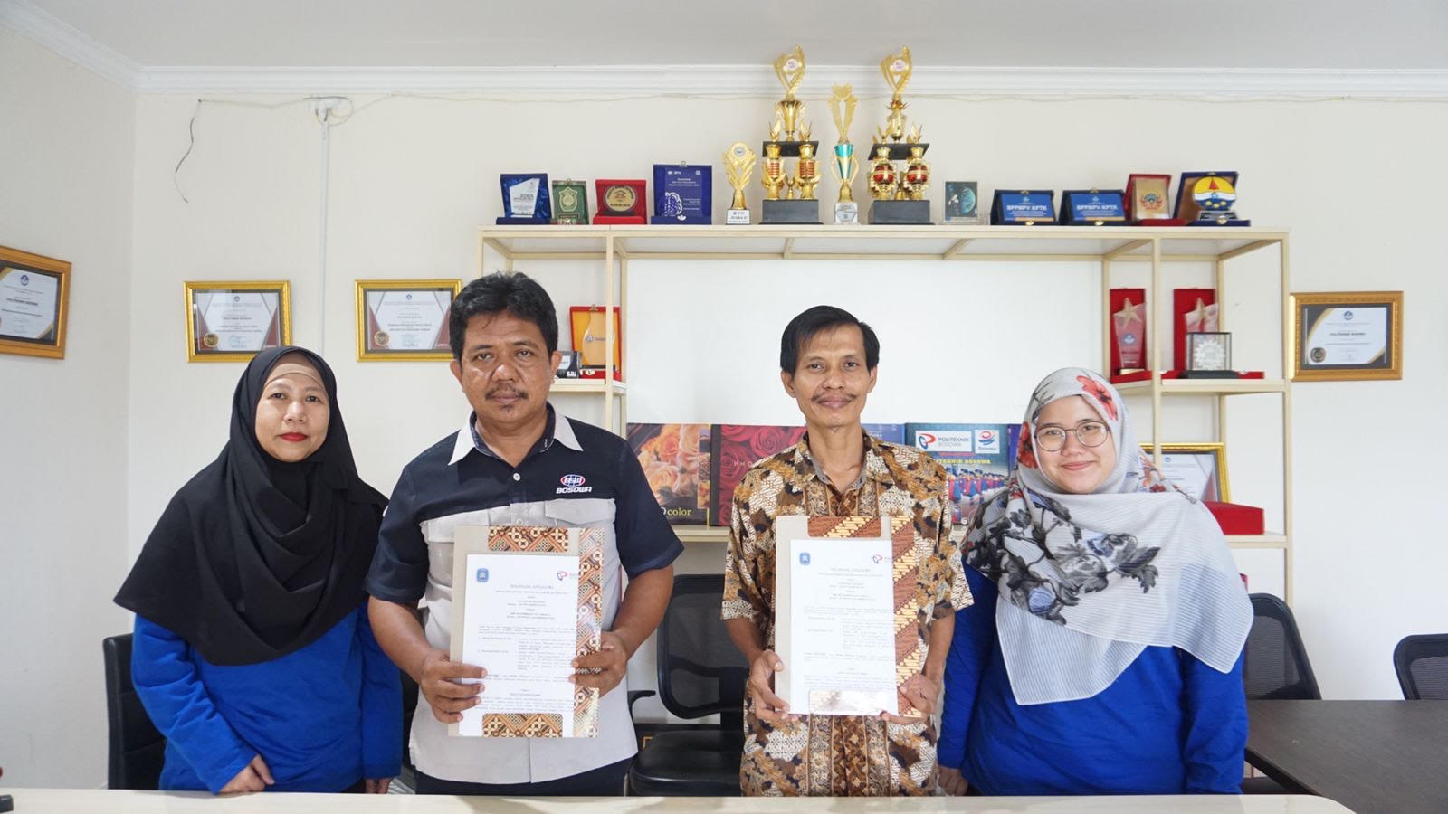 politeknik-bosowa-polibos-dan-smk-muhammadiyah-taman-2-sidoarjo-menandatangani-mou.jpg