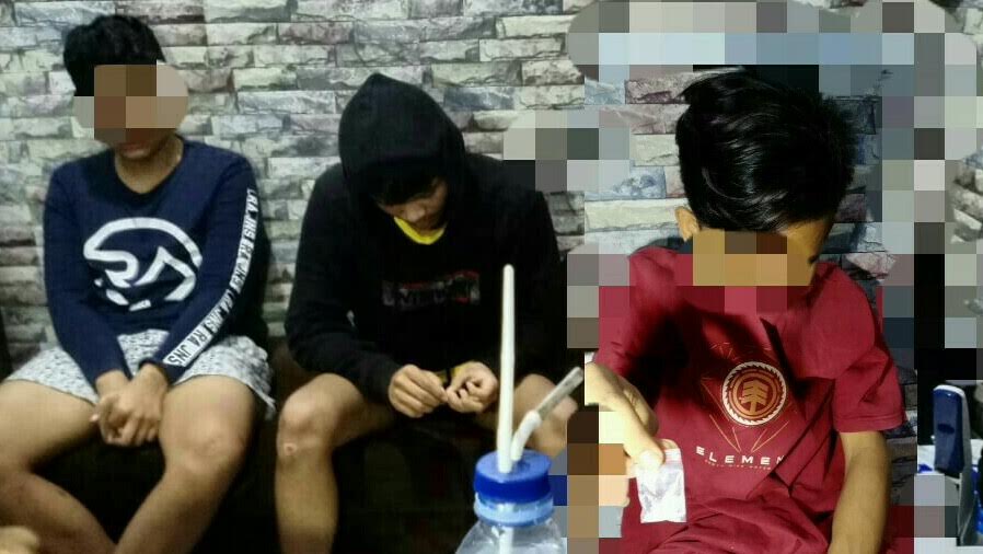 polres-takalar-meringkus-tiga-pelajar-terduga-pengedar-narkotika-jenis-sabu.jpg