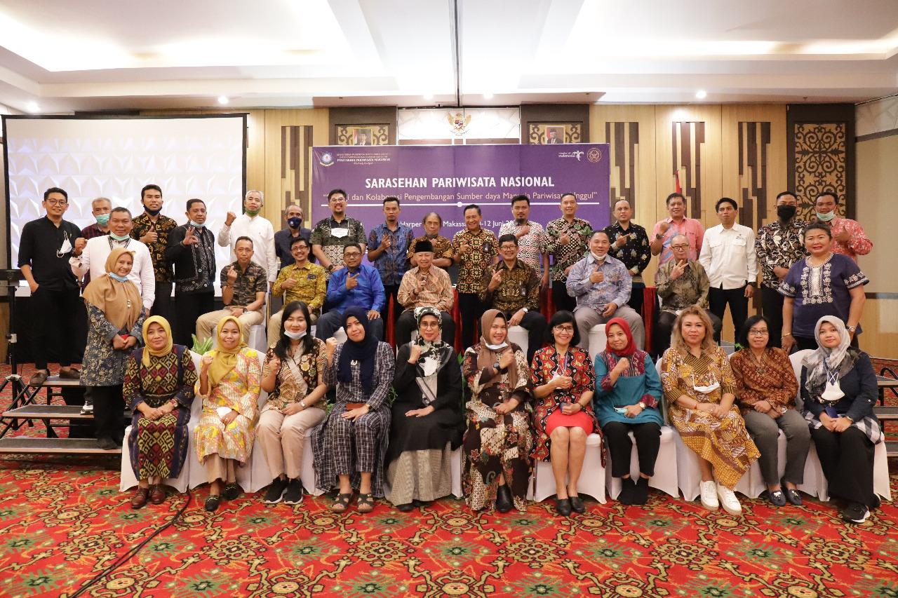 poltekpar-makassar-menggelar-sarasehan-pariwisata-nasional.jpg