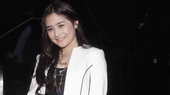 prilly-latuconsina-cantik_20160504_145036.jpg