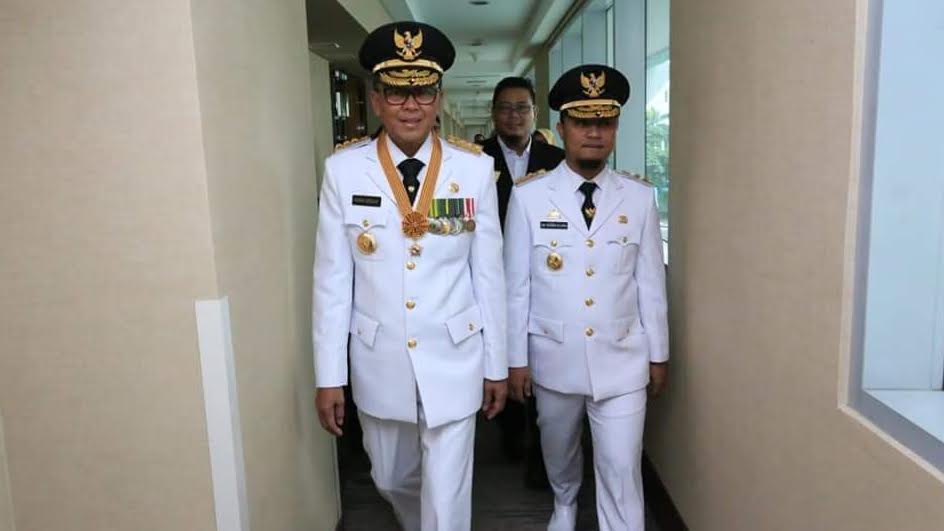prof-andalan-dilantik-presiden-ri-joko-widodo_20180905_112831.jpg