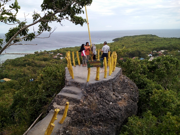 Puncak Pua Janggo, Spot Selfie Favorit di Bira - puncak-pua-janggo-bira2_20170118_163924.jpg