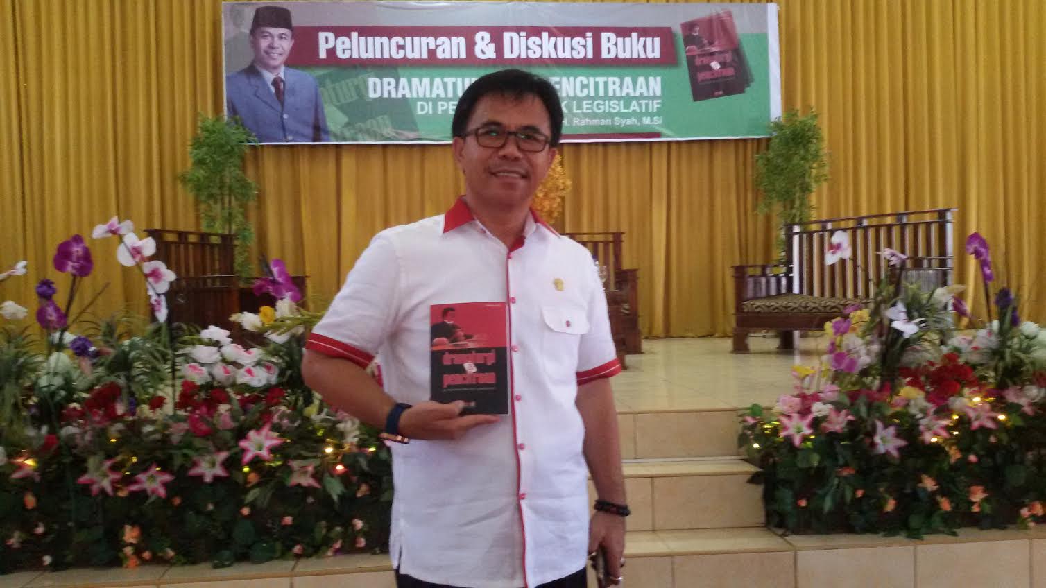 Rahmansyah Jagokan Ichsan YL dan Roem di Pimpin Golkar Sulsel