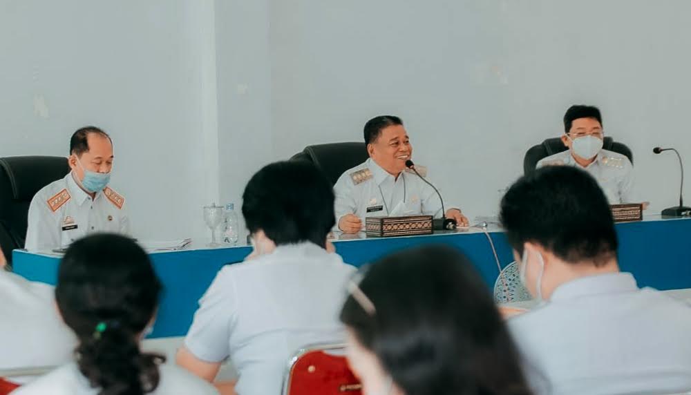 rapat-gabungan-pemkab-toraja-utara-terkait-pemindahan-rsud-pongtiku.jpg