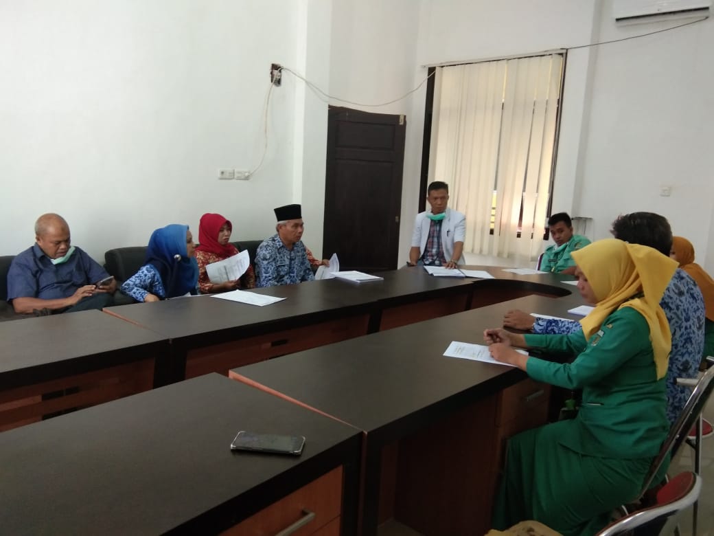 rapat-internal-rsud-lasinrang-terkait-pencegahan-virus-corona.jpg