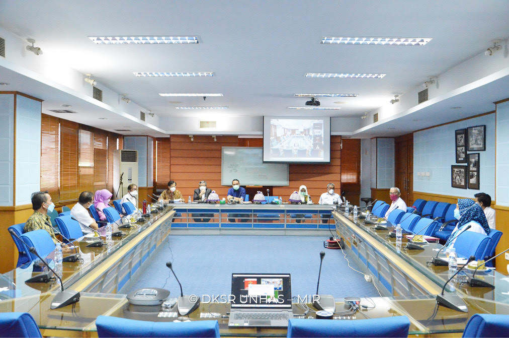 rapat-paripurna-mwa-unhas-dalam-rangka-penetapan-bakal-calon-rektor-unhas.jpg