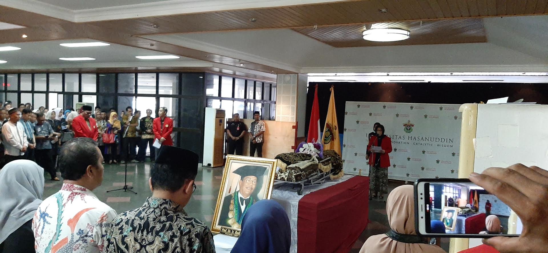 Prof Radi A Gany Wafat, Danny Pomanto Datang Melayat, Nurdin Abdullah Pulang