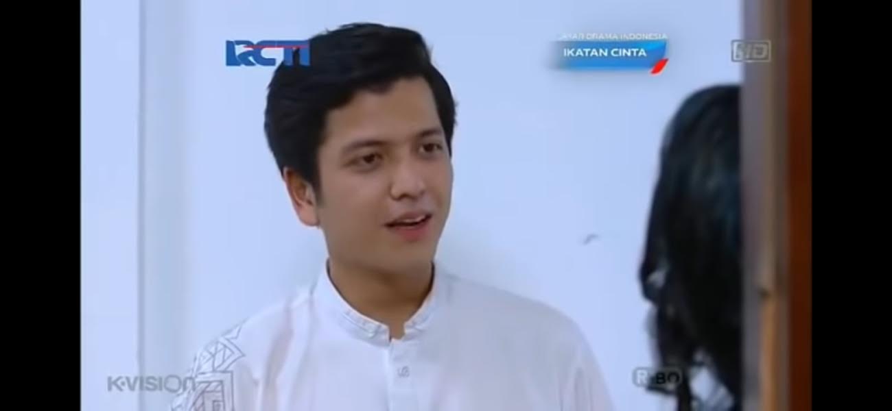 riki-foto-bersama-dengan-mama-kalina-elsa-makin-panik.jpg
