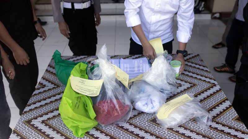 Terungkap: Kapolrestabes Makassar Perlihatkan Tersangka Pembunuhan Mahasiswi Unhas - rilispolsek.jpg