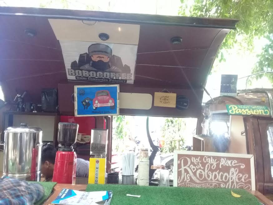 Rintis Usaha Kopi di Kampus UMI, Robocoffee Kini Jadi Tempat Nongkrong Mahasiswa dan Dosen