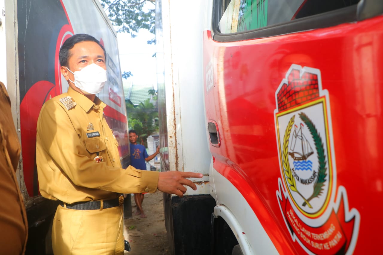 Rudy Sebut Truk Sampah Compactor Lebih Efektif dari Tangkasaki