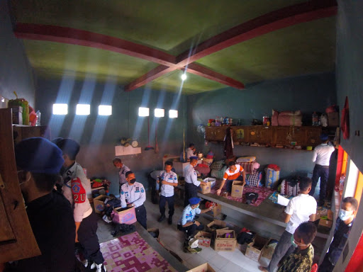 rutan-kelas-iib-pinrang-melakukan-penggeledahan-di-kamar-hunian-warga-binaan.jpg