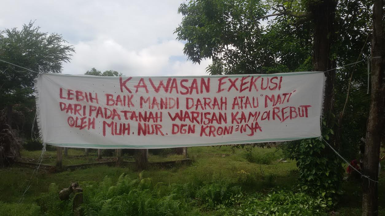 Tolak Dieksekusi, Warga Sampoddo Palopo Ngotot Bertahan - saat-dilakukan-eksekusi-pada-tanggal-25-mei_20160524_113019.jpg