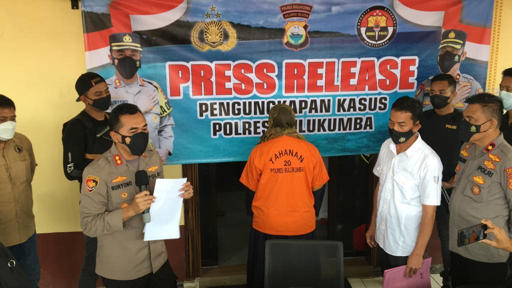 salah-satu-ibu-rumah-tangga-irt-di-kabupaten-bulukumba-sulawesi-selatan-sulsel.jpg