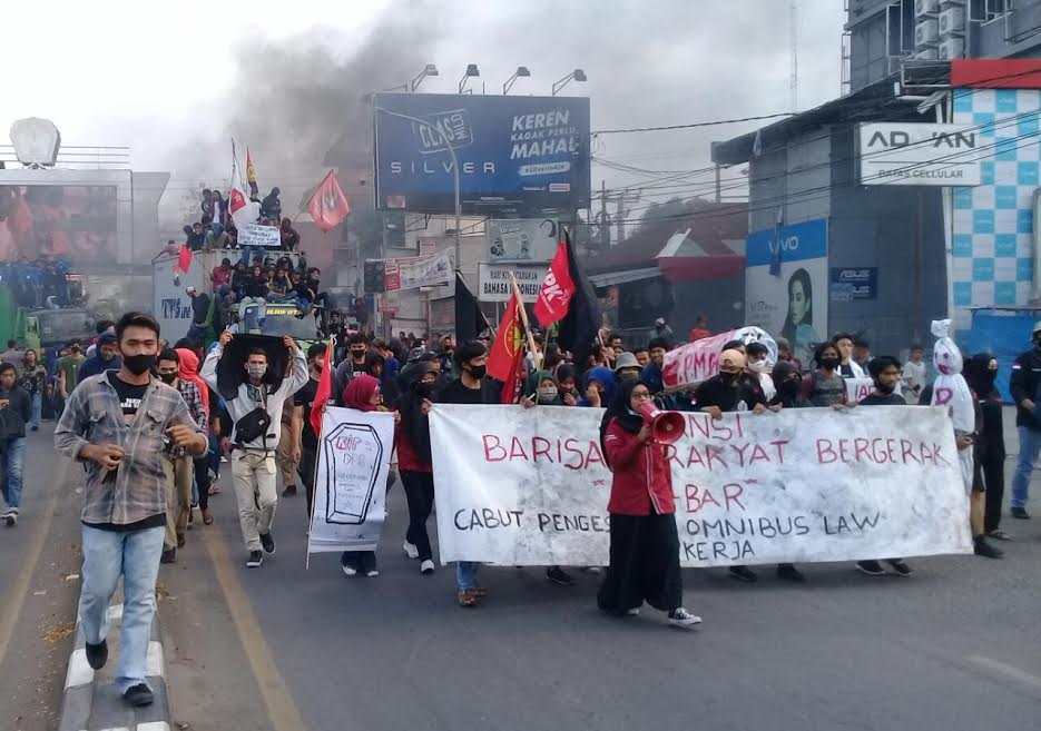 Sari Labuna Dipindahkan ke Polda Sulsel, KOBAR Upayakan Penangguhan Penahanan