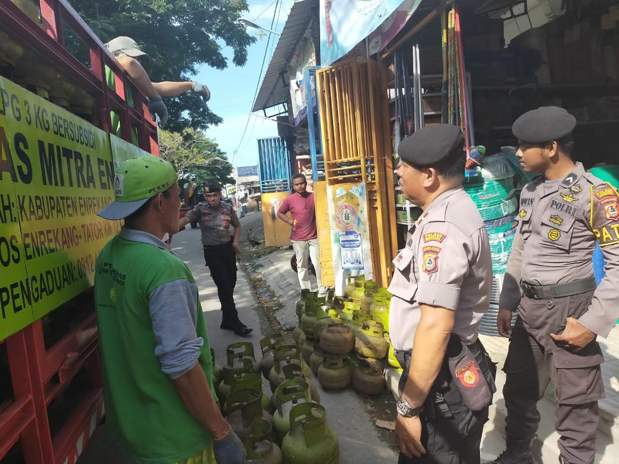 sat-sabhara-polres-enrekang-melakukan-patroli-lpg.jpg