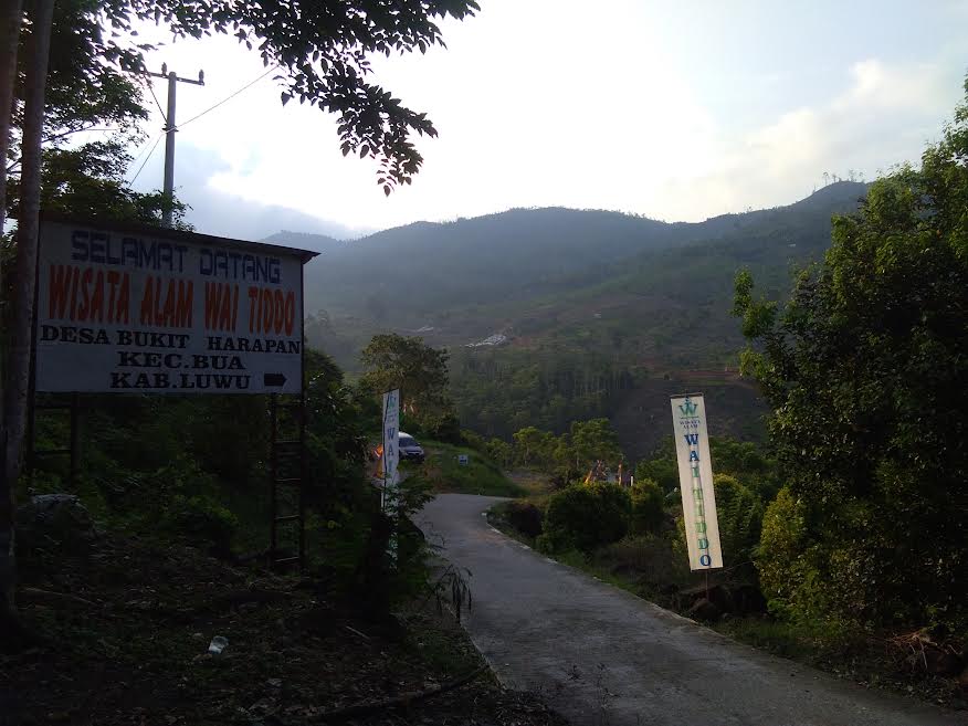sebagian-besar-jalan-utama-di-desa-bukit-harapan-kecamatan-bua-kabupaten-luwu.jpg